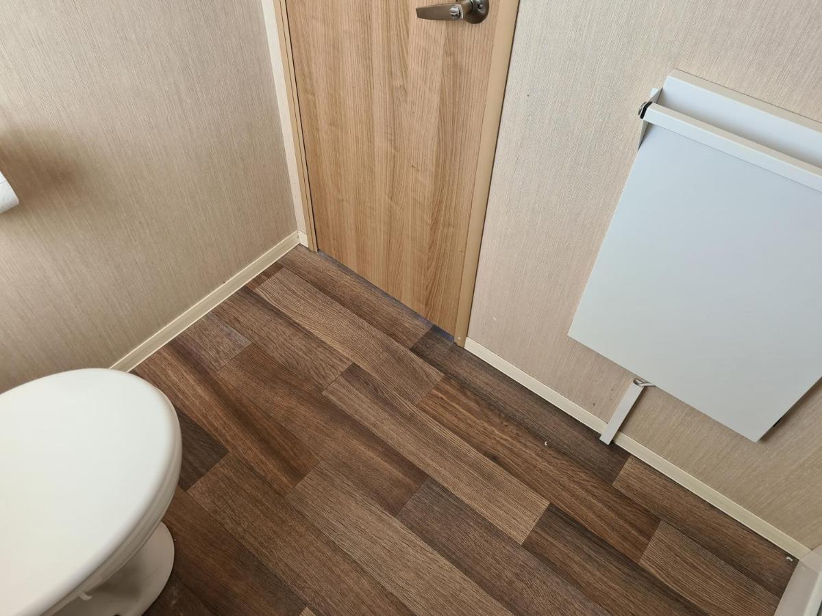 Апартаменти 8 Berth The Chase Інголдмеллс Екстер'єр фото