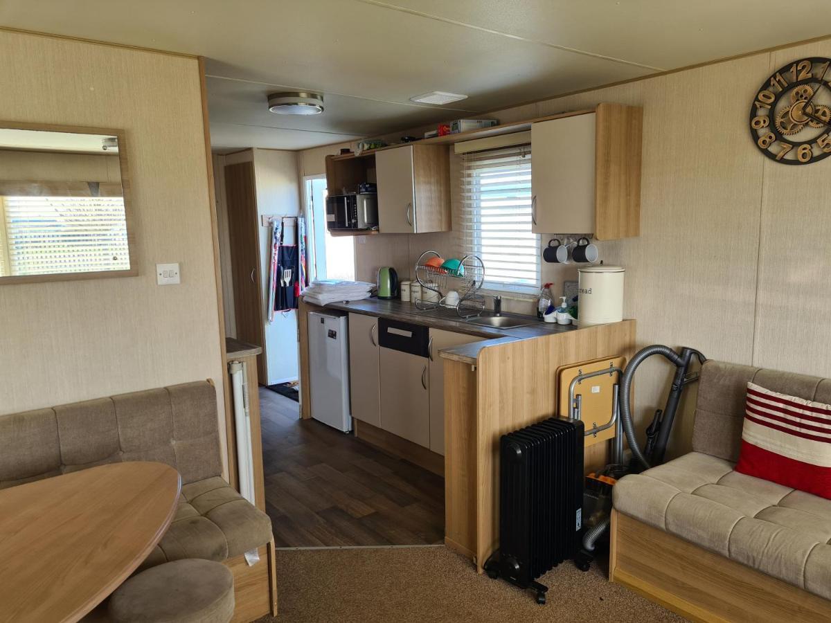 Апартаменти 8 Berth The Chase Інголдмеллс Екстер'єр фото