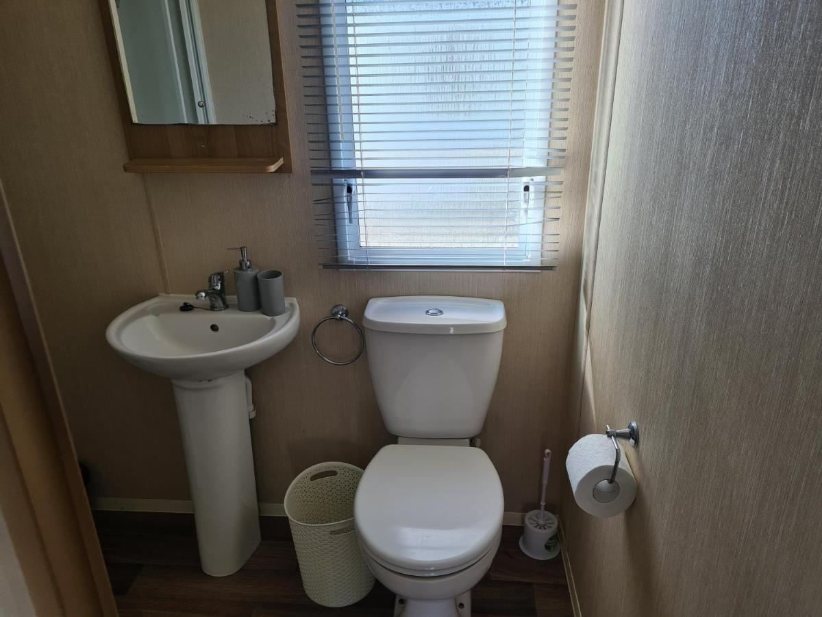 Апартаменти 8 Berth The Chase Інголдмеллс Екстер'єр фото